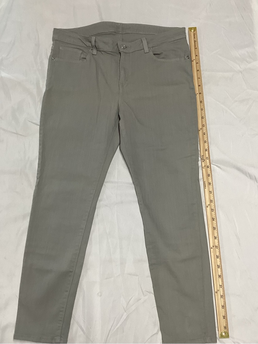Michael Kors Women's Ankle Cropped Jeans in Gray STRETCH